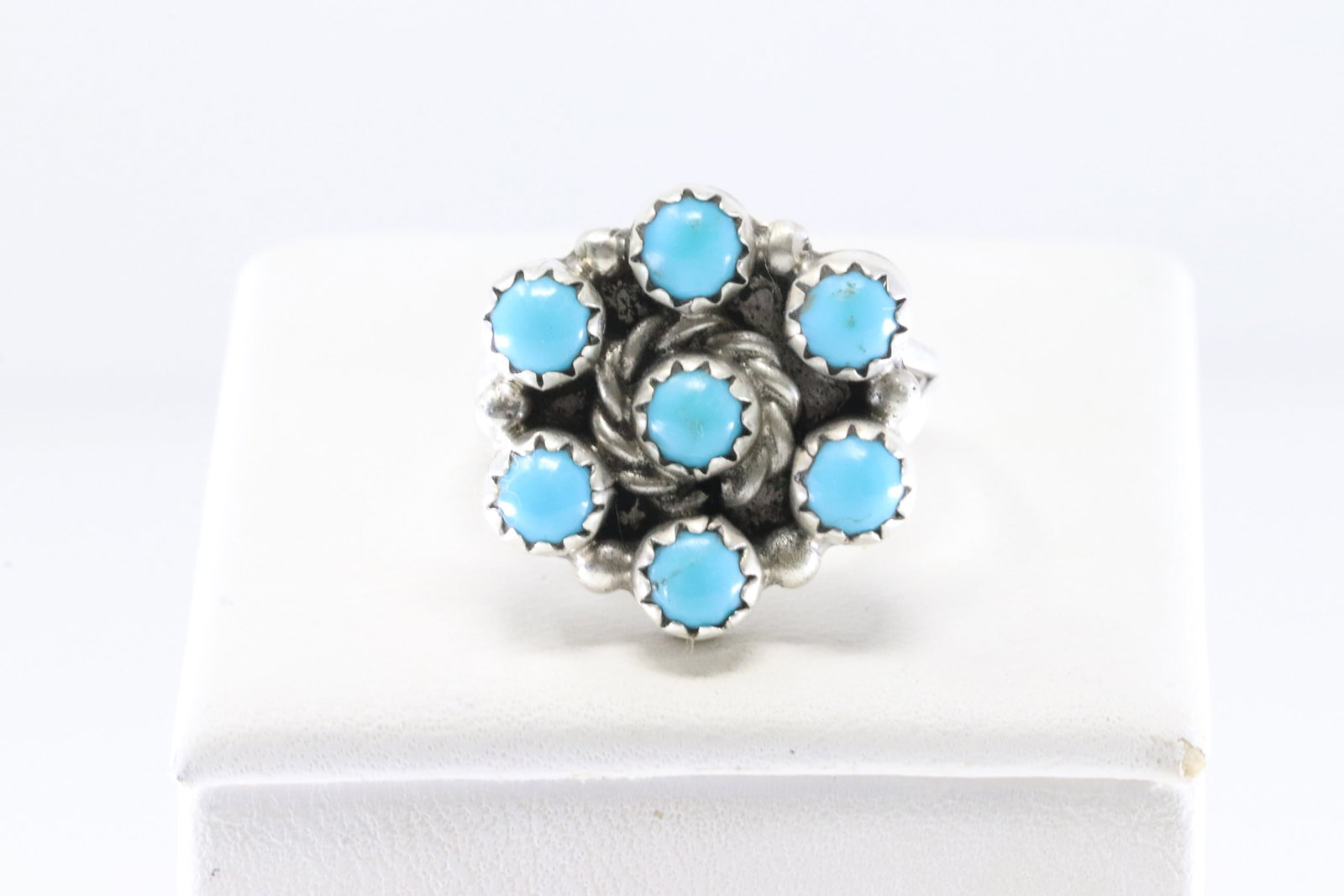 Native America Navajo Sterling Silver Turquoise Ring By B.: This is a Native America Navajo Sterling Silver Turquoise Ring By B. Ring size: 6.25.