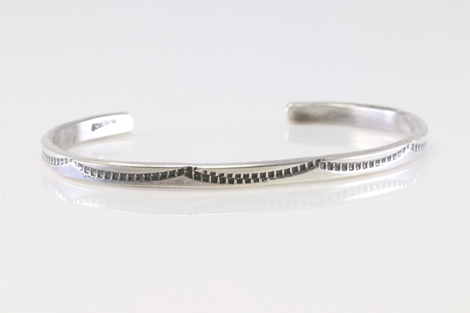 America Sterling Silver Solid Bracelet Cuff. - 2