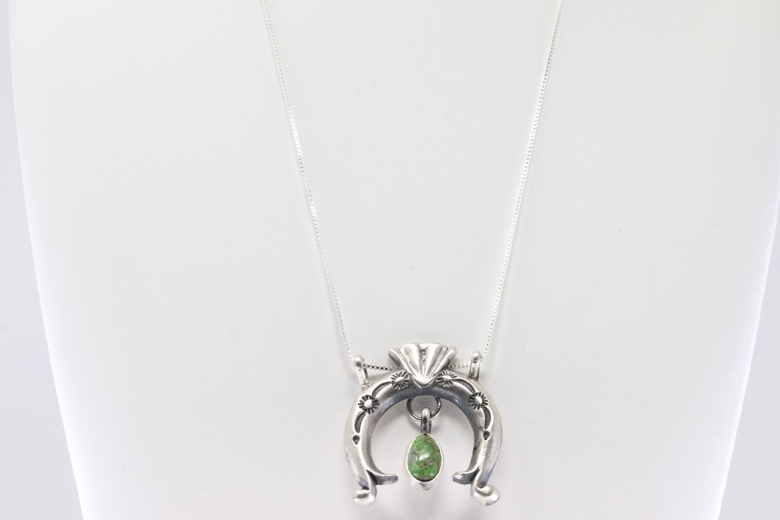 America Sterling Silver Sonora Gold Turquoise Naja Necklace.: This is a America Sterling Silver Sonora Gold Turquoise Naja Necklace. Necklace length: 16.00"