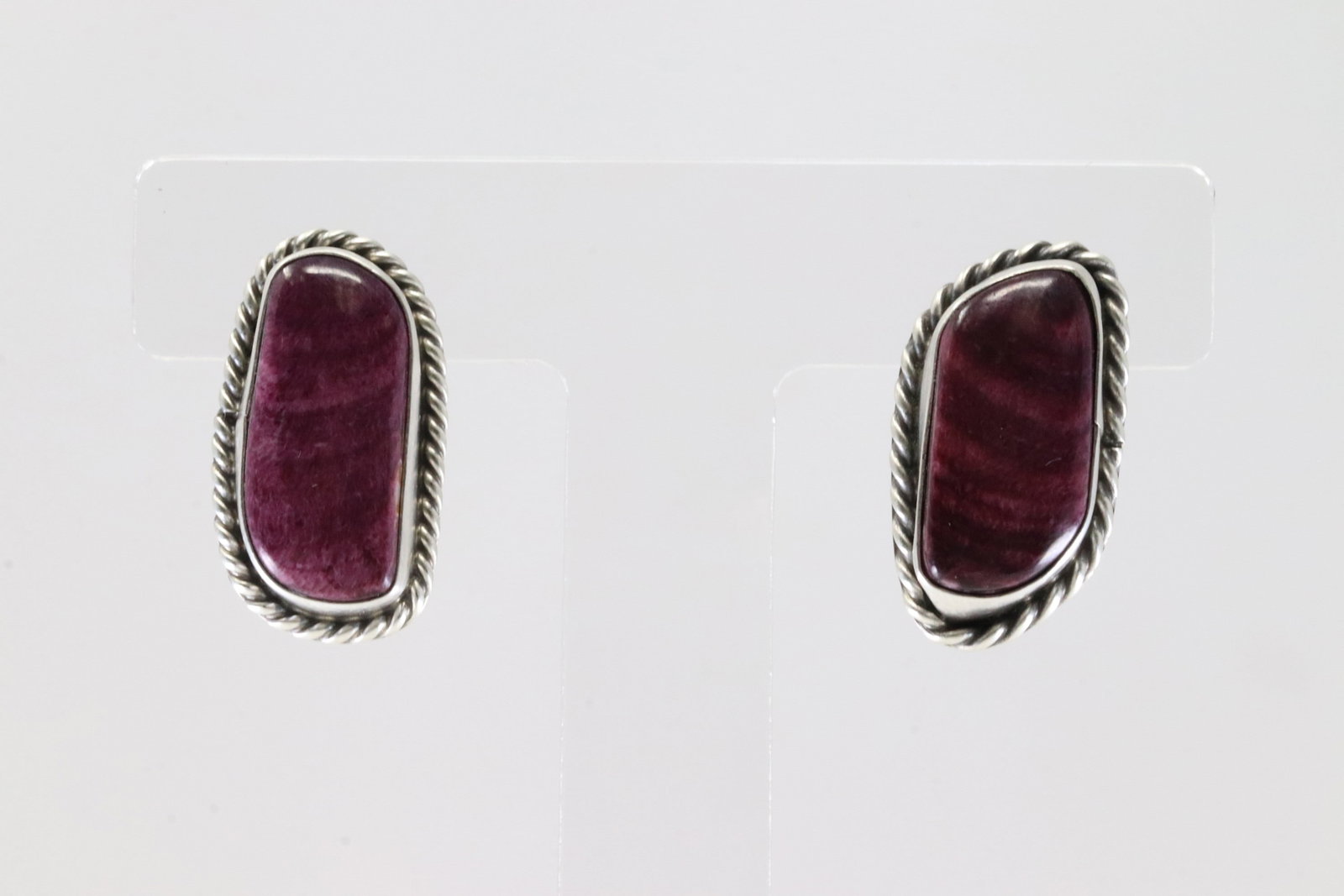 Native America Navajo Sterling Silver Purple Spiny Oyster Post Earring's By Chassity Belone.: This is a Native America Navajo Sterling Silver Purple Spiny Oyster Post Earring's By Chassity Belone.