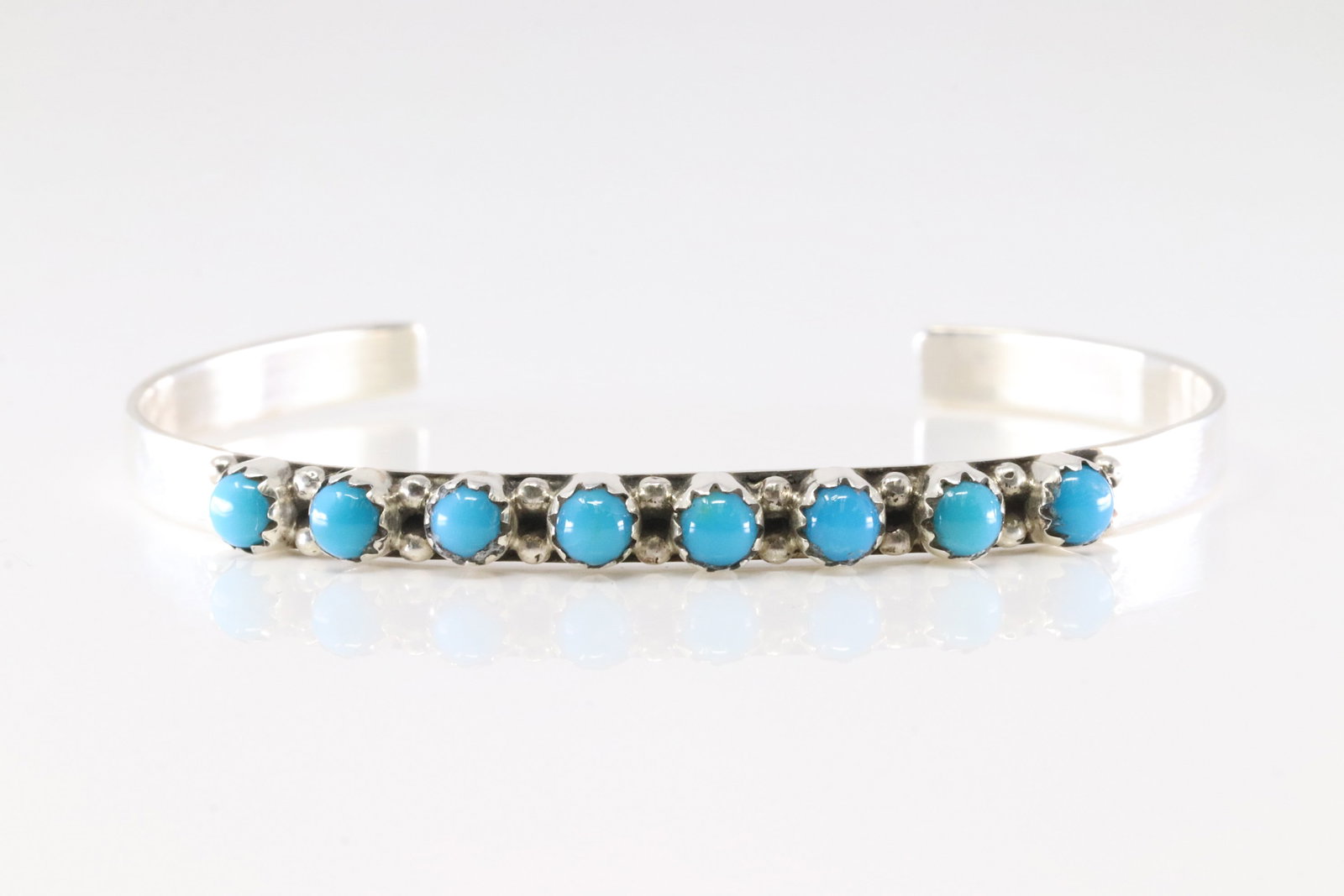 Native America Navajo Sterling Silver Turquoise Bracelet Cuff By GP.: This is a Native America Navajo Sterling Silver Turquoise Bracelet Cuff By GP. Stamp GP.