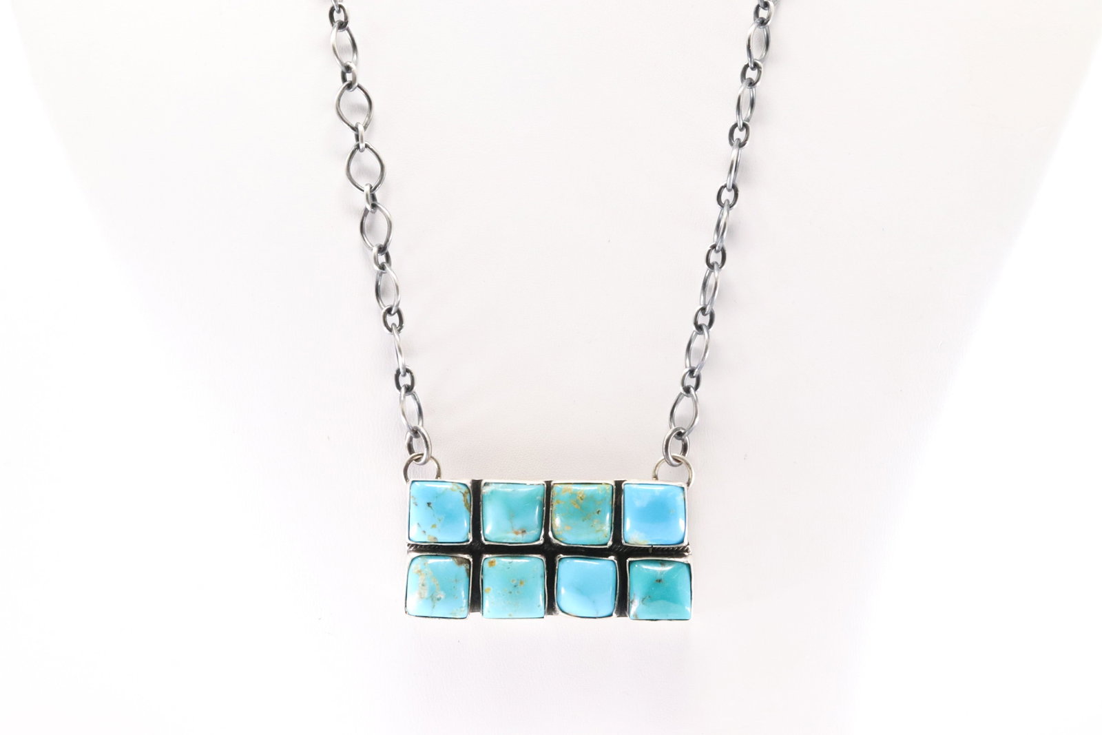 Native America Navajo Sterling Silver Kingman Turquoise Necklace By Danny Henio.: This is a Native America Navajo Sterling Silver Kingman Turquoise Necklace By Danny Henio. Stamp Danny Henio. Necklace Length: 18.00"