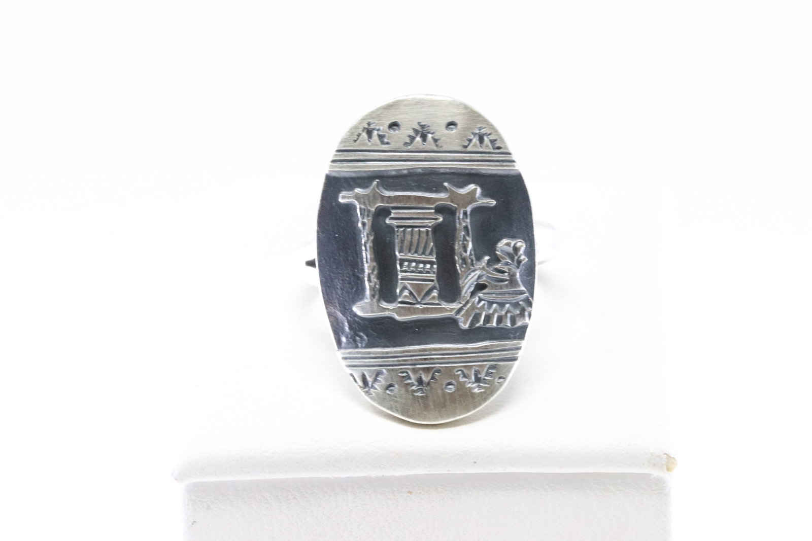 Native America Navajo Sterling Silver Stamped Design Ring By WT.: This is a Native America Navajo Sterling Silver Stamped Design Ring By WT. Stamp WT. Ring Size: 8.00.