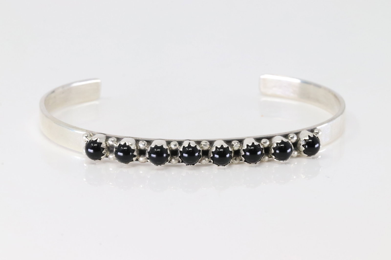 Native America Navajo Sterling Silver Black Onyx Bracelet Cuff By G.P. (1 of 4)