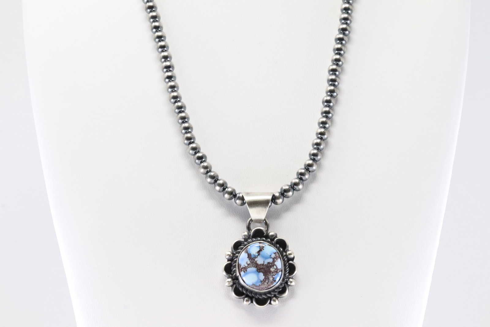 Native America Navajo Sterling Silver Golden Hill Turquoise Pendant By F. Martinez With Machine Made: This is a Native America Navajo Sterling Silver Golden Hill Turquoise Pendant By F. Martinez With Machine Made Sterling Silver Pearl Baeded Necklace. Stamp F. Martinez. Necklace Length: 16.00.
