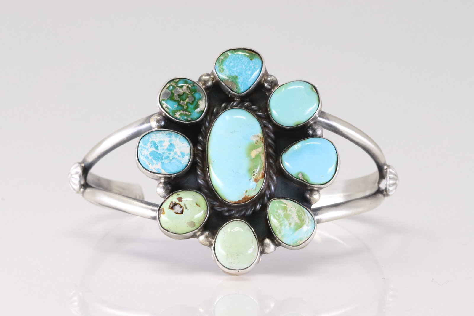 Native America Navajo Sterling Silver Sonora Gold Turquoise Bracelet Cuff By Wilson Dawes.: This is a Native America Navajo Sterling Silver Sonora Gold Turquoise Bracelet Cuff By Wilson Dawes.