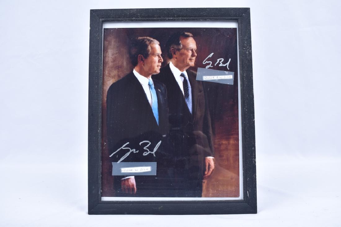 George W & George H. W. Bush Signed photo (1 of 1)