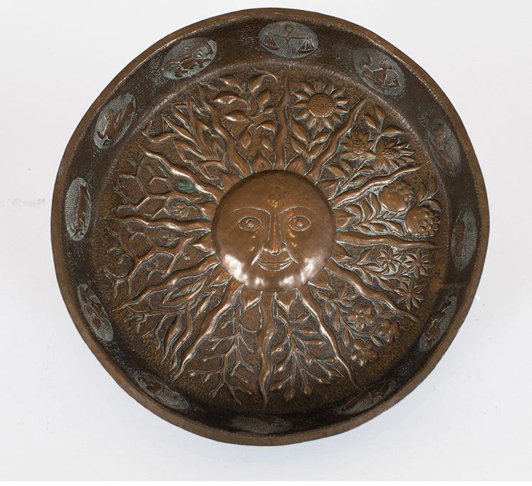 A John Pearson Arts & Crafts copper shallow bowl (1 of 3)