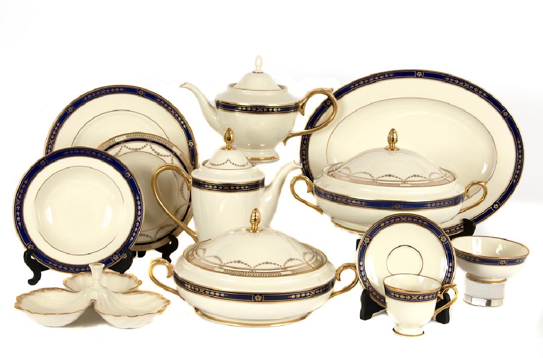 A porcelain Lenox service, Winslow Castle pattern (1 of 6)