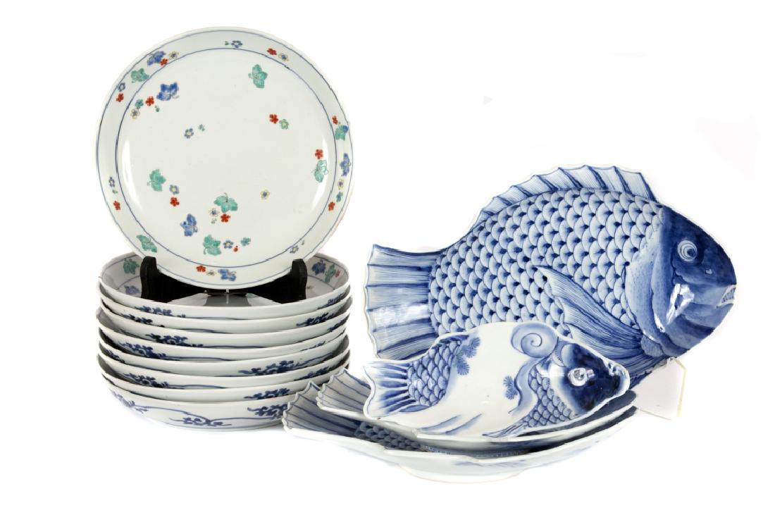 A set of Arita plates in the Kakiemon pattern (1 of 3)
