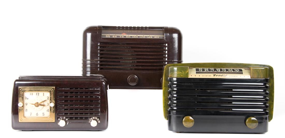 Six vintage Bakelite and Catalin radios: All in Art Deco cases including Bendix, Admiral, RCA and General Electric models. Greatest height 7 1/2 in. Not tested for working order.