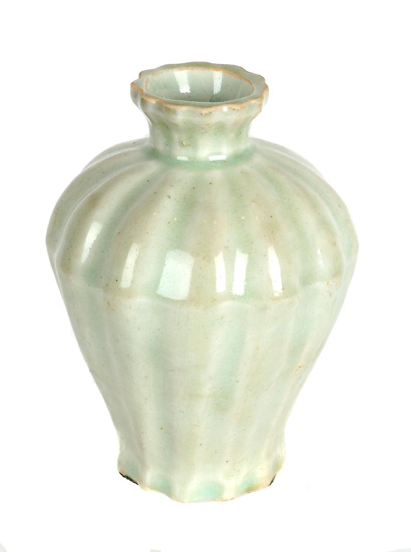A Chinese qingbai glazed vase (1 of 3)