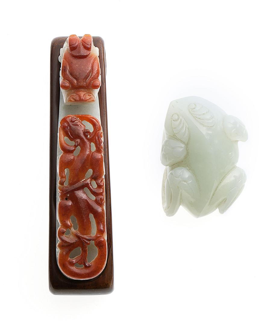 Two Chinese jade carvings (1 of 5)