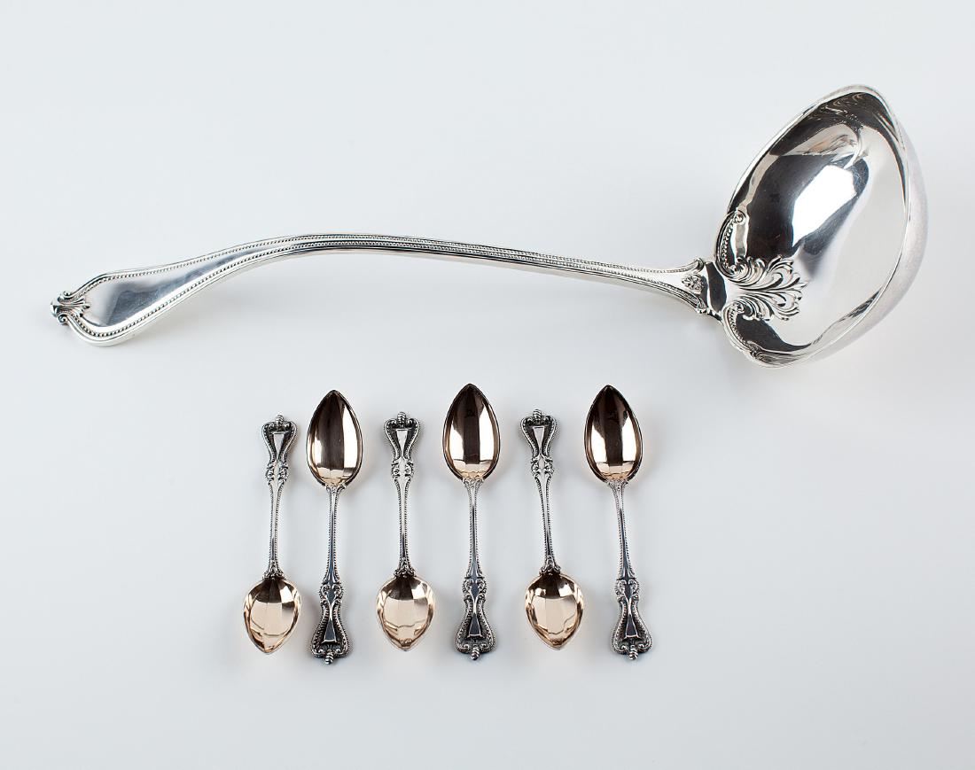 A sterling Towle Old Newbury soup ladle (1 of 5)