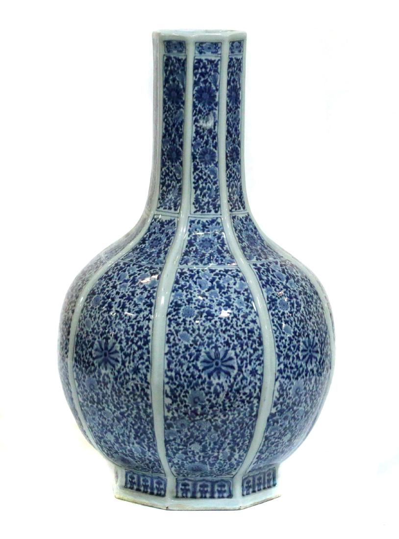 A large Chinese underglaze blue vase (1 of 3)