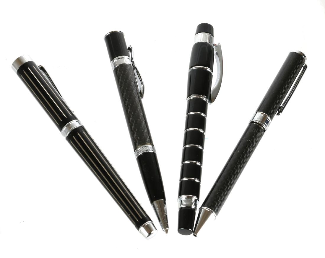 A lot of nine pens (1 of 1)