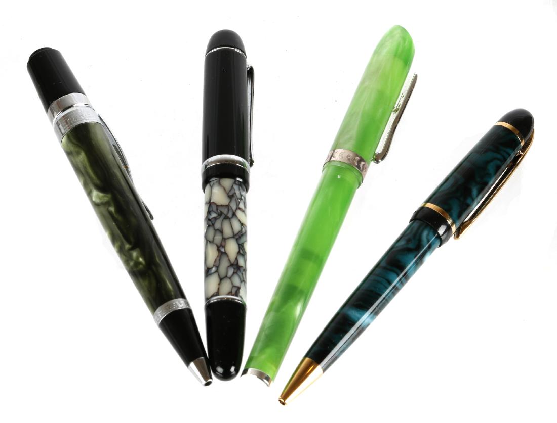 A lot of ten pens (1 of 1)