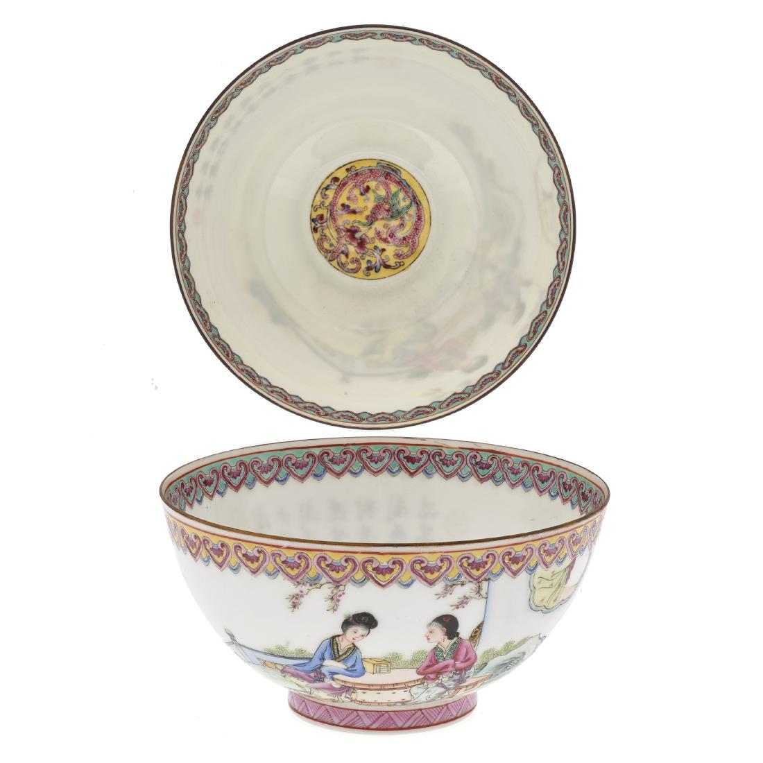 A pair of Chinese famille rose eggshell porcelain bowls (1 of 6)