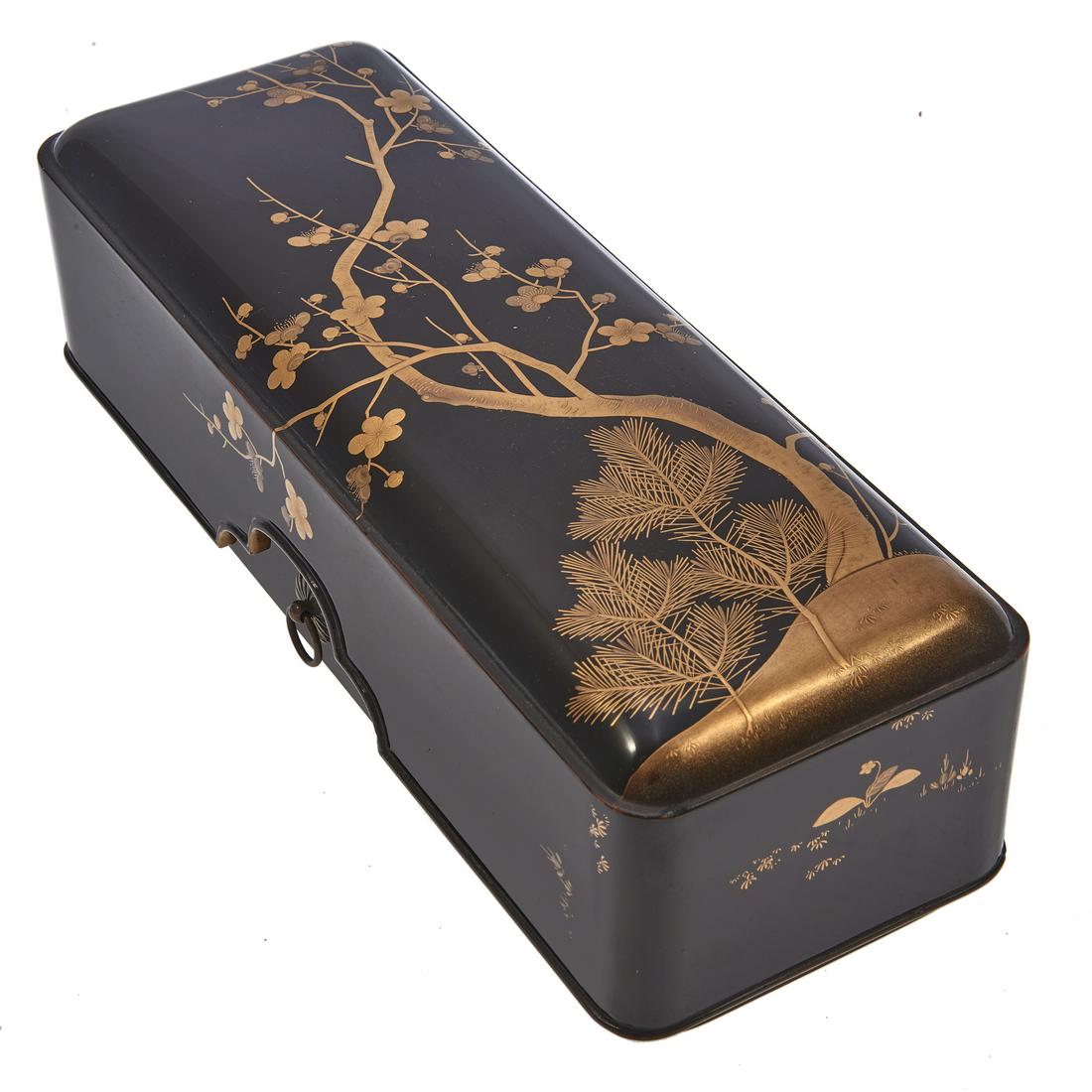A Japanese gilt lacquer box (1 of 3)