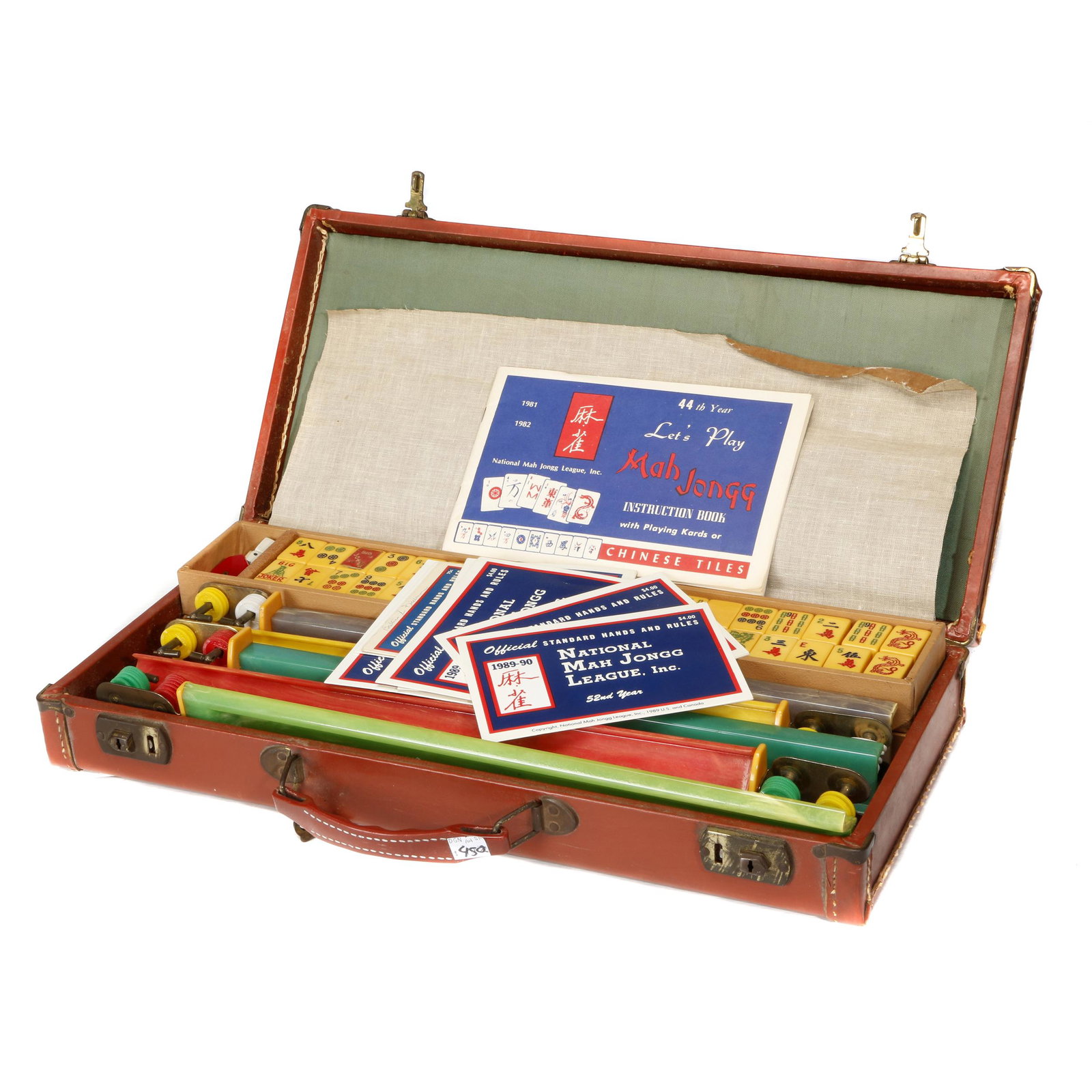 Vintage Mah Jongg set (1 of 4)