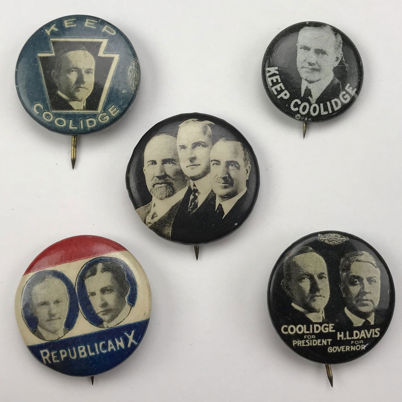 Group of 31 Calvin Coolidge Political Buttons Pinbacks (1 of 3)