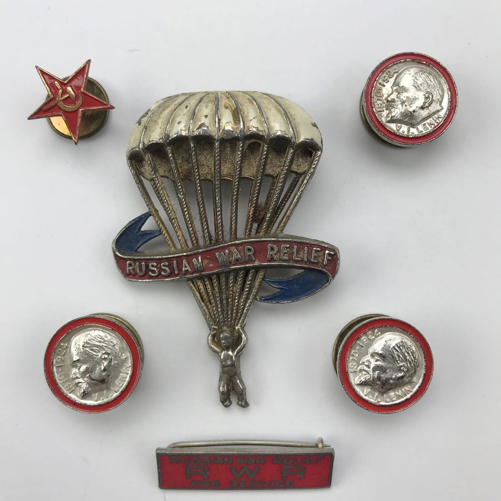 Group of 24 WWII Russia Buttons Pinbacks (1 of 3)