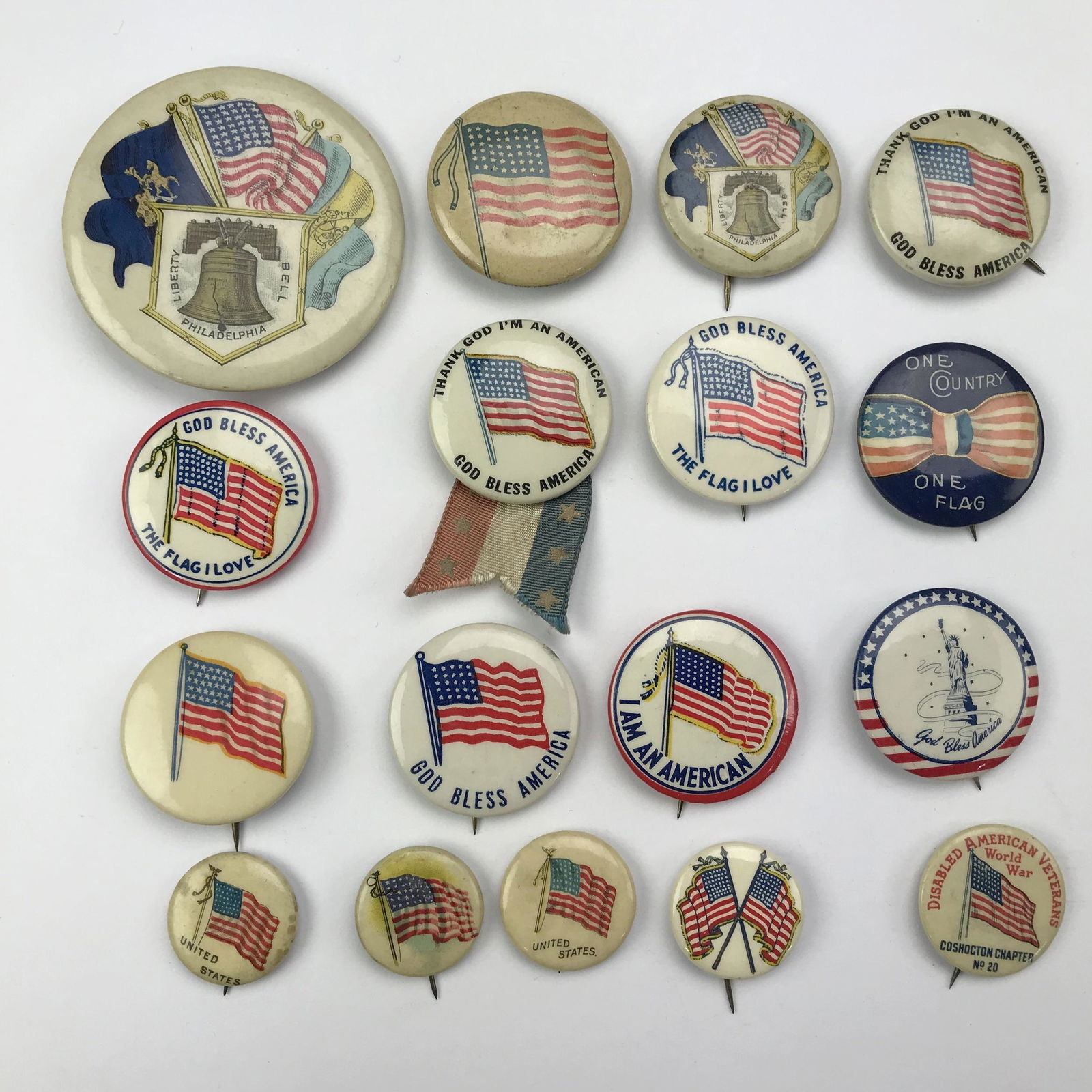 Large Group of 90 Antique Vintage US Flag Buttons (1 of 5)