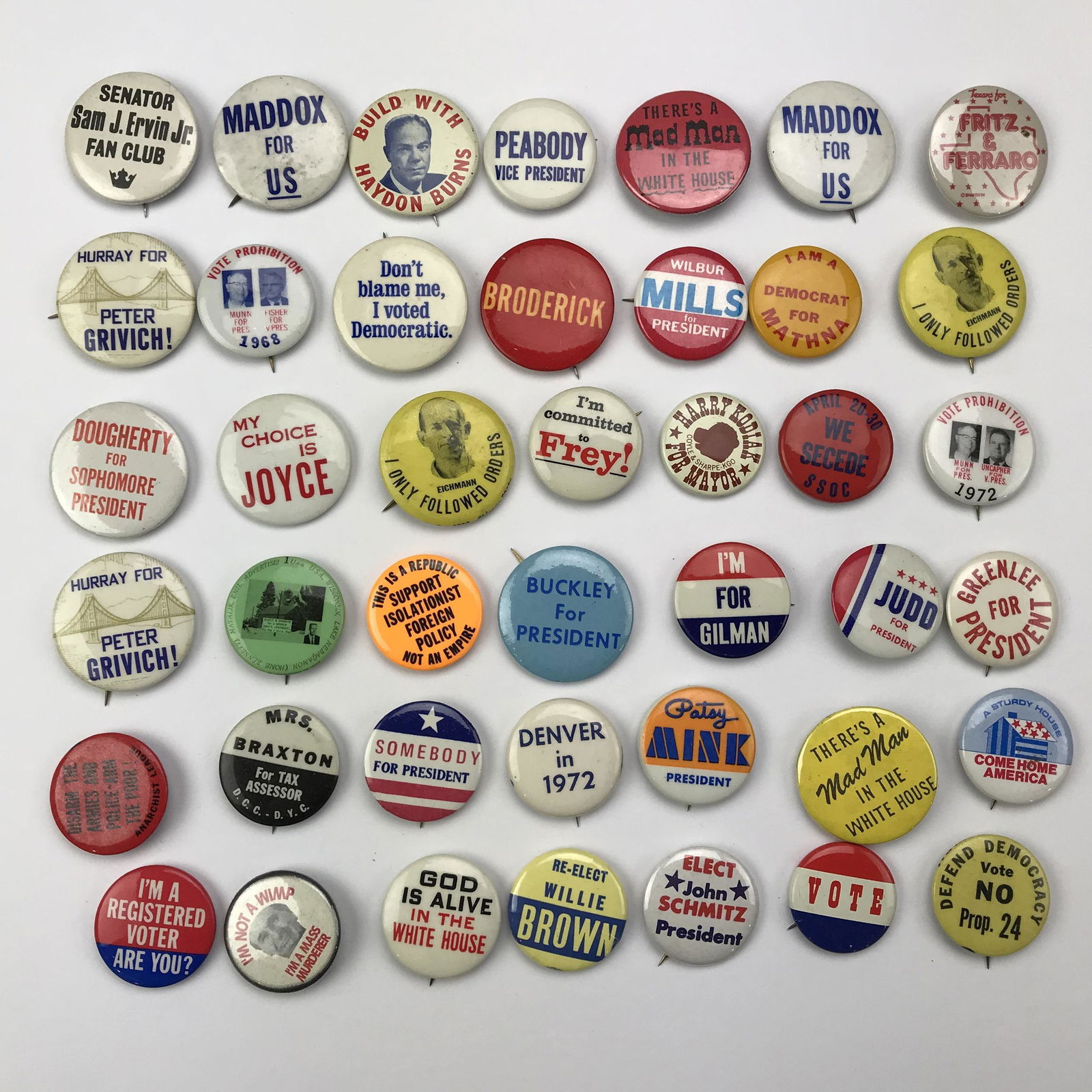 Large Lot of Post 1970s Political Buttons (1 of 10)