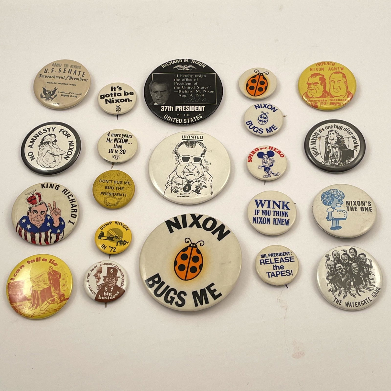 55 Unusual Vintage Watergate President Nixon Buttons (1 of 3)