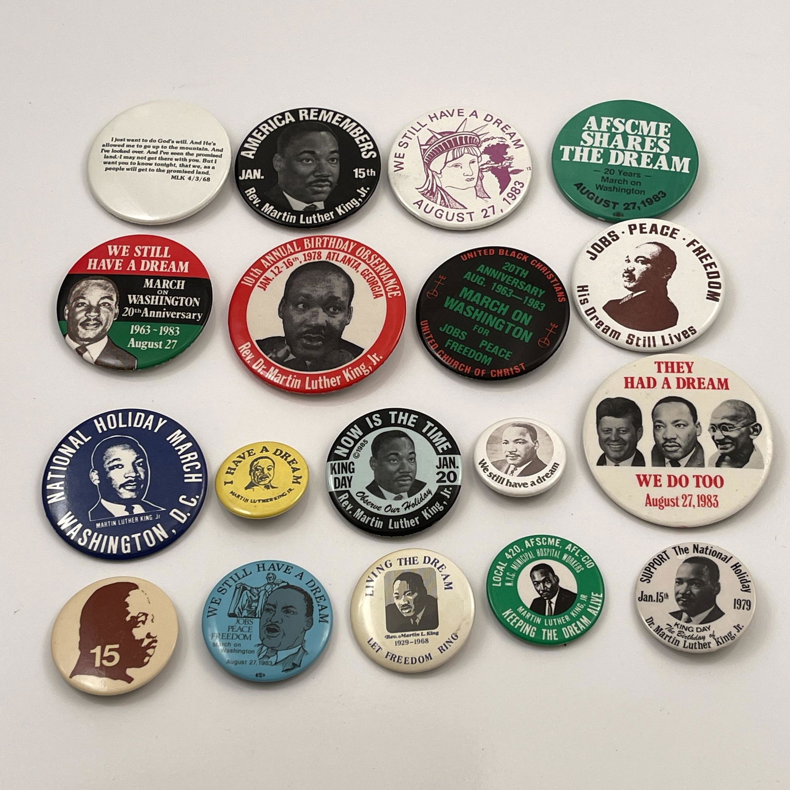 Group of 72 MLK Martin Luther King Civil Rights Buttons (1 of 4)