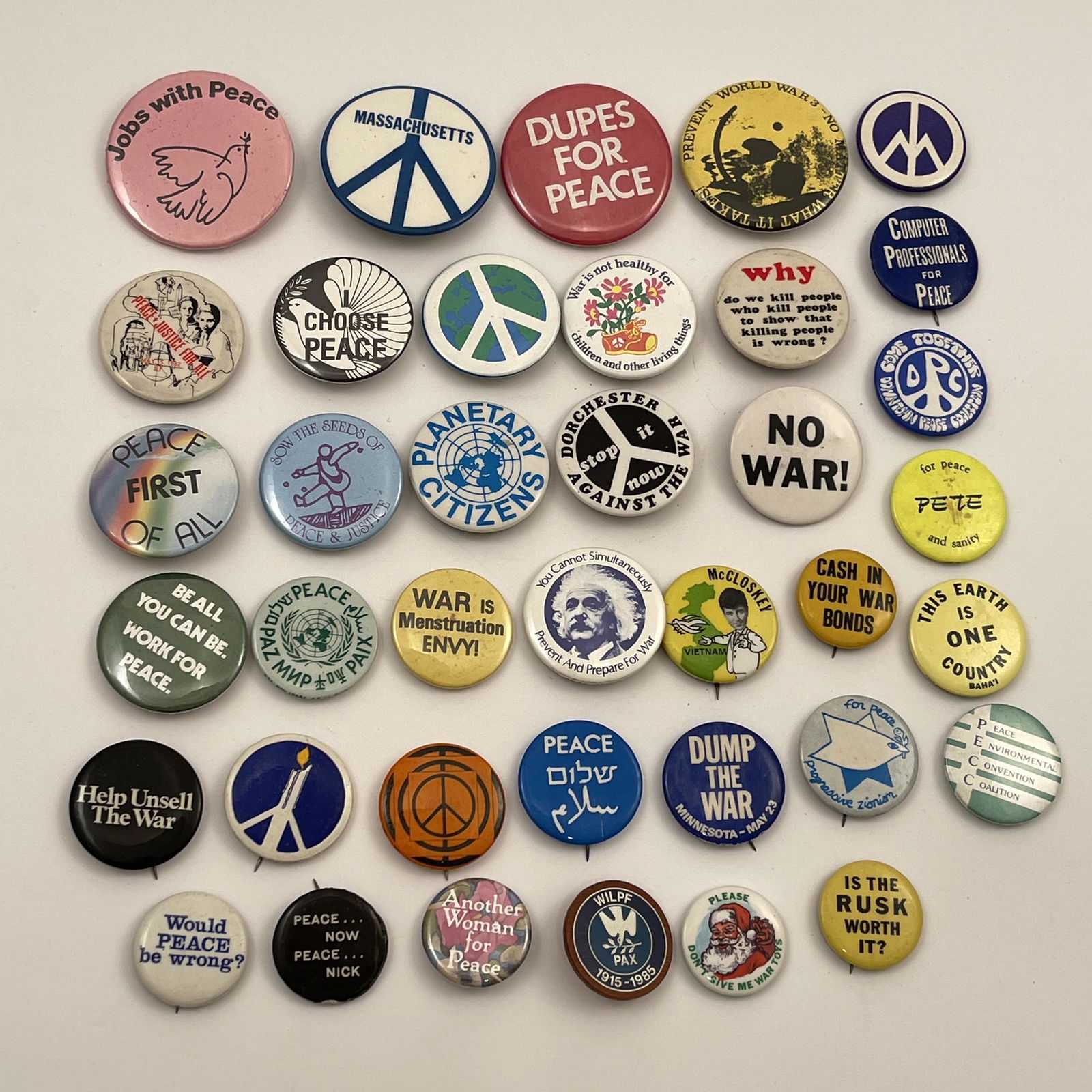 75 Peace Anti War Vietnam Buttons (1 of 3)