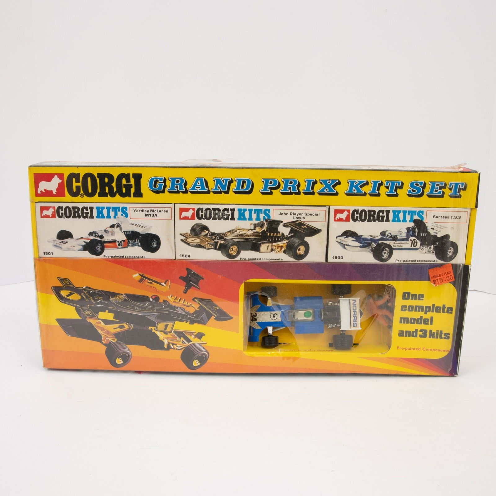 Corgi GS30 Grand Prix Gift Set Kit Set And Box For Gift Set 40 "Avengers", Including three boxed (1 of 2)