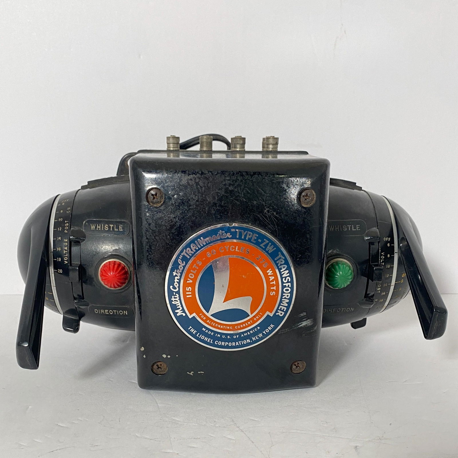 Lionel Type ZW 275 Watt Transformer And Two Large Girder Bridges, Post war, brown bakelite case, (1 of 5)