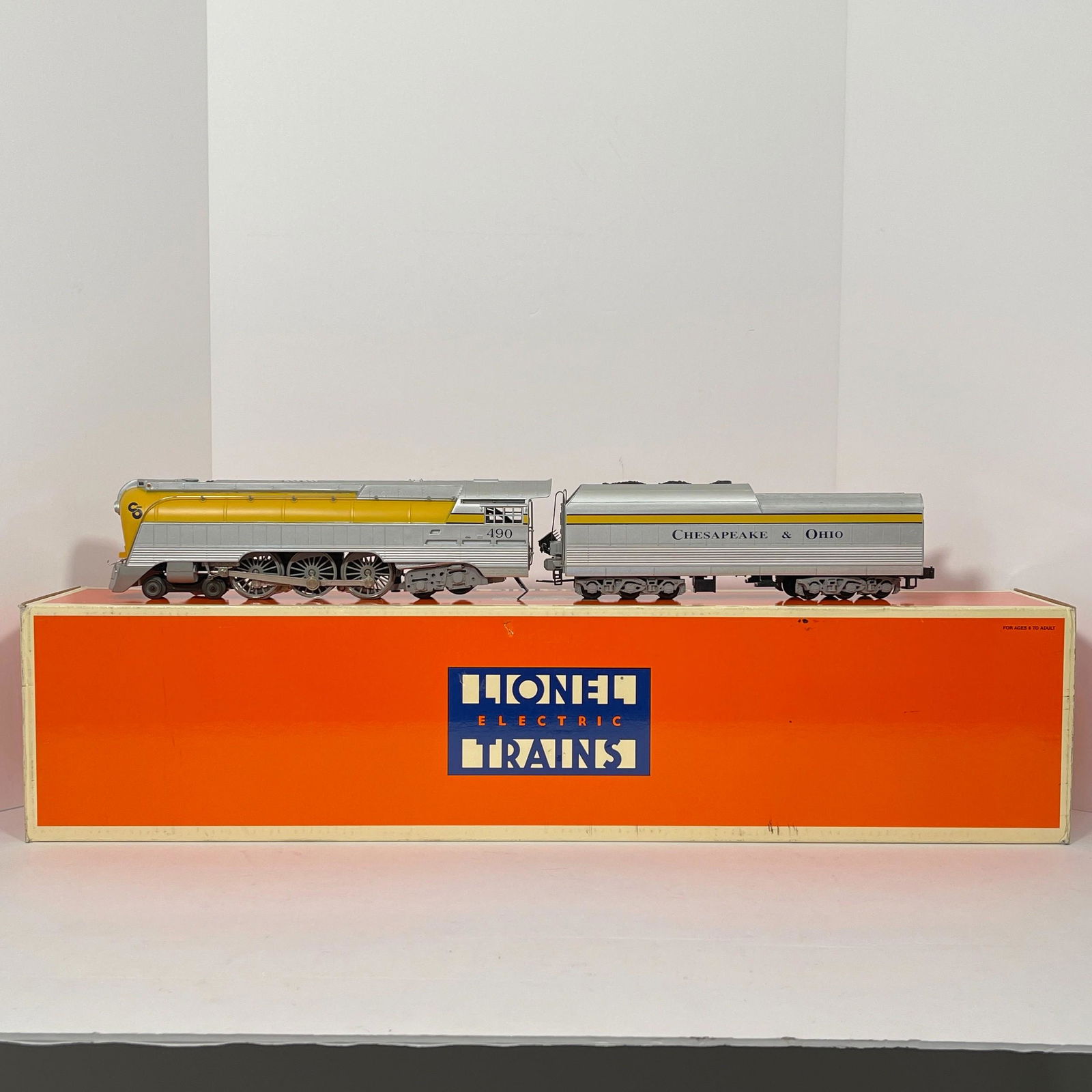 Modern Lionel 6-18043 O Gauge C&O Semi-Scale Streamline Hudson 4-8-4 Steam Locomotive And (1 of 5)