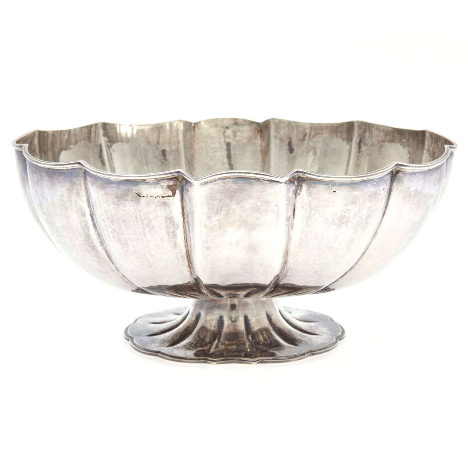 Buccellati Sterling Bowl: Buccellati Sterling Bowl The oval lobed bowl raised on trumpet form base. Marked on base Buccellati, Italy 4 3/4in. (12cm) h. 10 1/2in. (26cm) l. 7 1/2in. (19cm) w. 684.2 grams