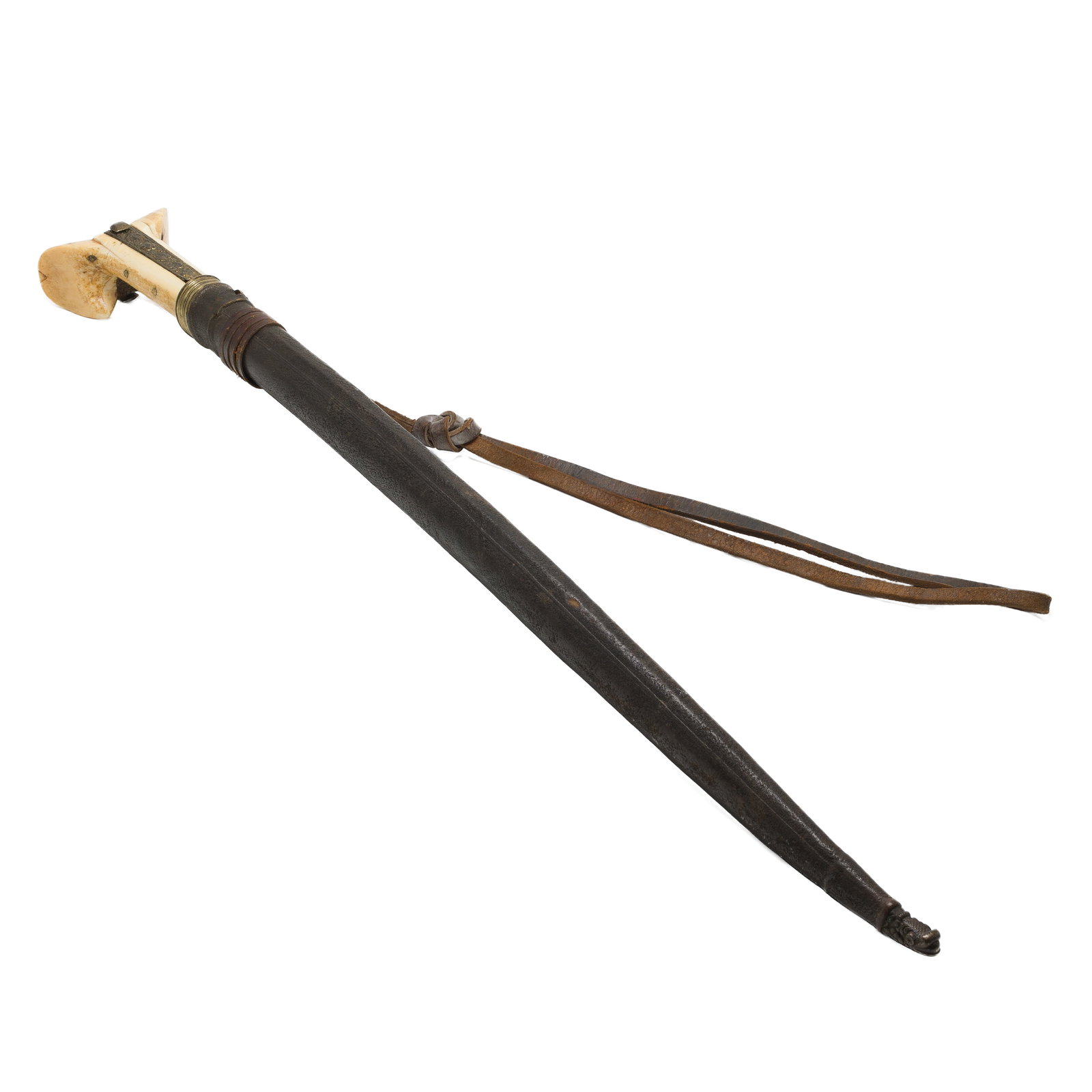 Large Turkish Yatagan, 19th Century: Large Turkish Yatagan, 19th Century Large Turkish Yatagan in a leather scabbard with a metal dragon head tip and banded brass locket. Impressive eared split bone hilt with embossed metal grip strap an