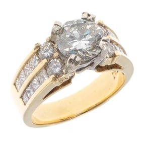 Diamond, 18k Yellow Gold Ring
