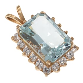 Aquamarine, 14k Yellow Gold Pendant