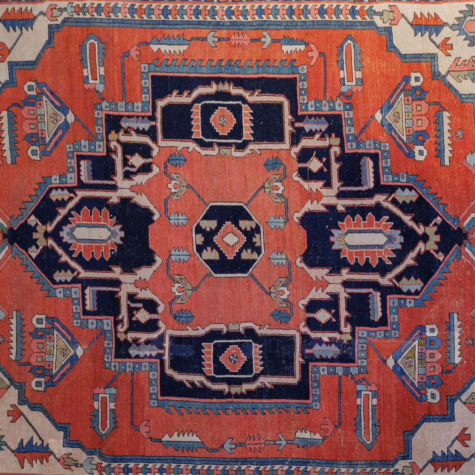 Antique Serapi Rug - 4