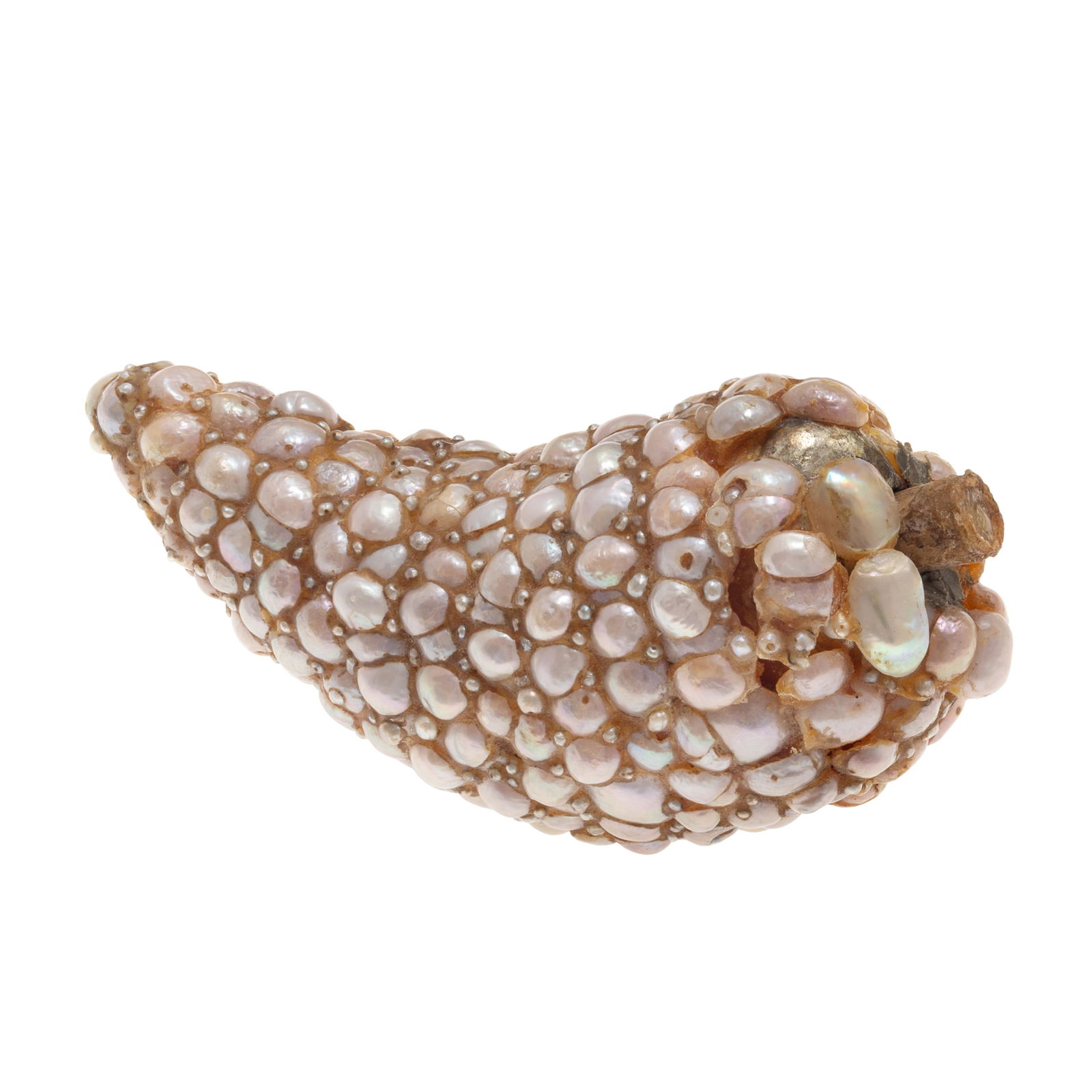 Chinese Natural Pearl Snuff Bottle, Qing or later.: Chinese Natural Pearl Snuff BottleQing or later.Of scallop shape encrusted with natural split. pearls of various sizes.3in (8cm)Qing or later.Condition: Some pearls re-glued.Note: A very similar pearl