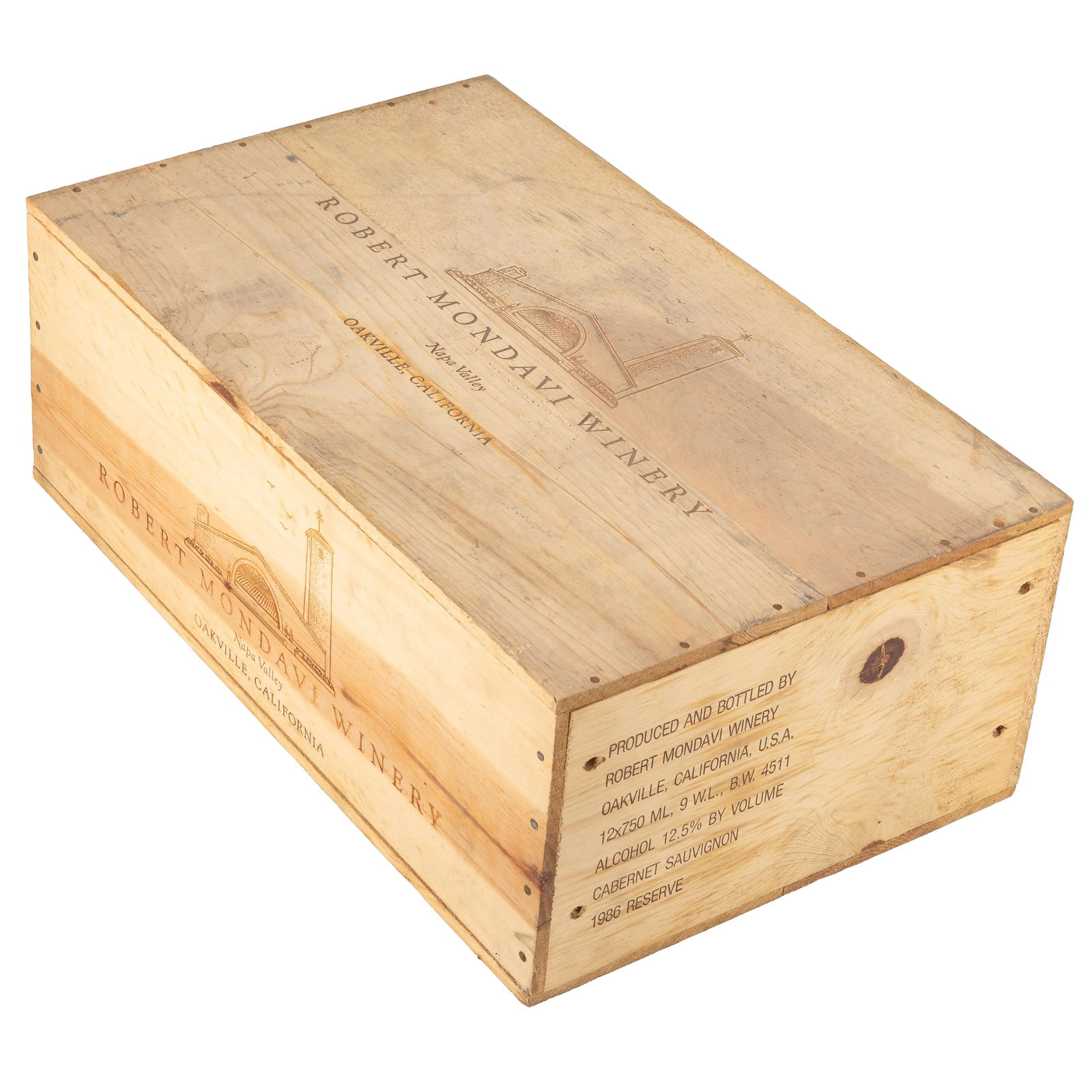 1986 Robert Mondavi Reserve Cabernet Sauvignon Case: 1986 Robert Mondavi Reserve Cabernet Sauvignon Case Oakville Ca 12 bottles (75cl) per lot (owc) Bottles not visually inspected. Crate sealed All wine is sold 'as-is,' with no guarantees regarding