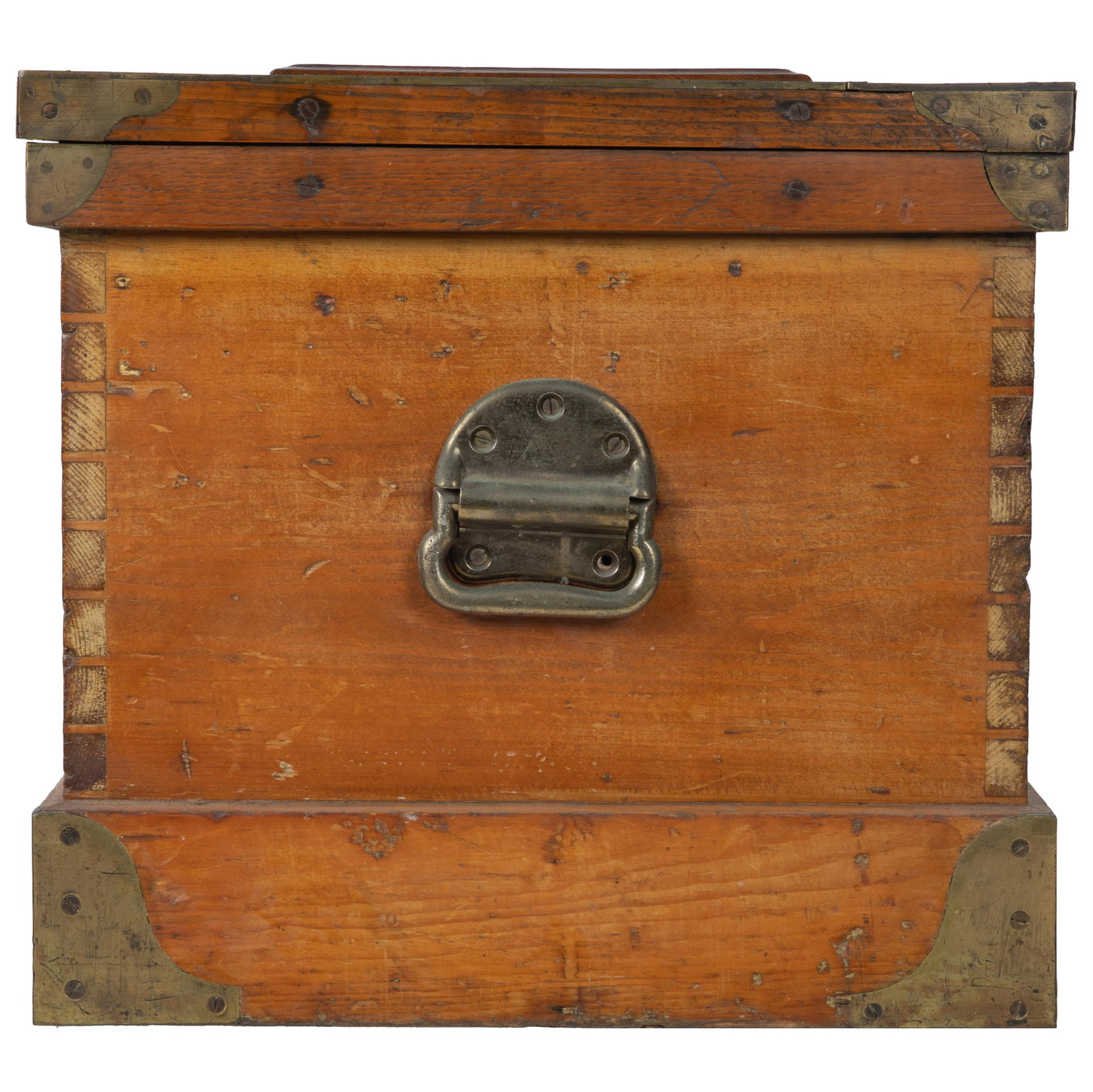 Campaign Style Chest - 4