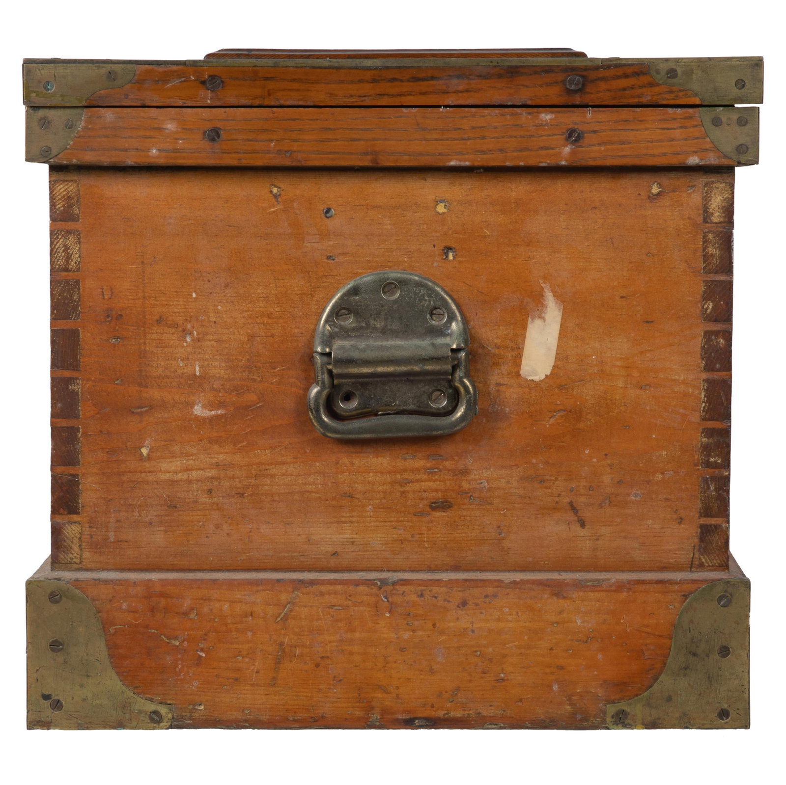 Campaign Style Chest - 6