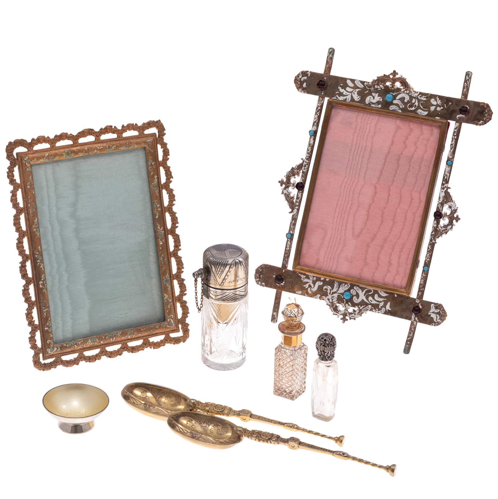 A Collection of Victorian Table Articles (1 of 6)