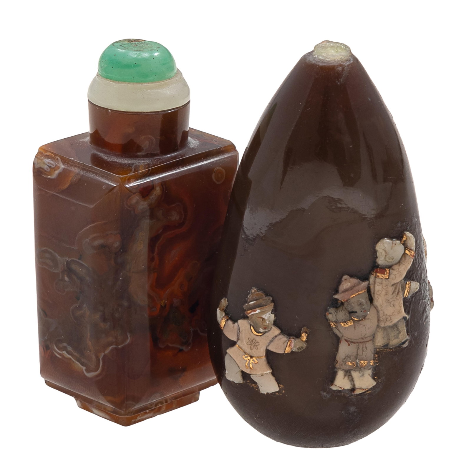 Two Carved Agate Snuff Bottles: Two Carved Agate Snuff Bottles Late Qing to early 20th Century. First is a brown agate snuff bottle of rectangular form with canted corners, the brown agate with natural white inclusions skillfully ut