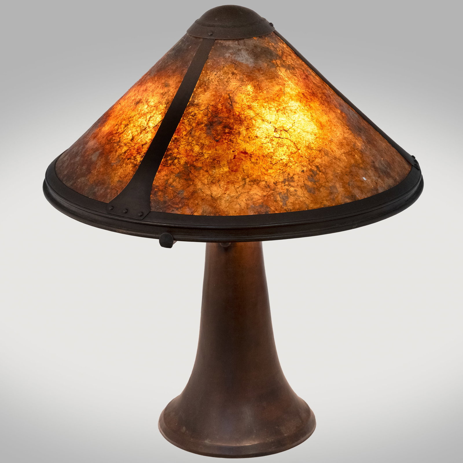 Dirk Van Erp Arts & Crafts Hammered Copper Table Lamp (1 of 8)