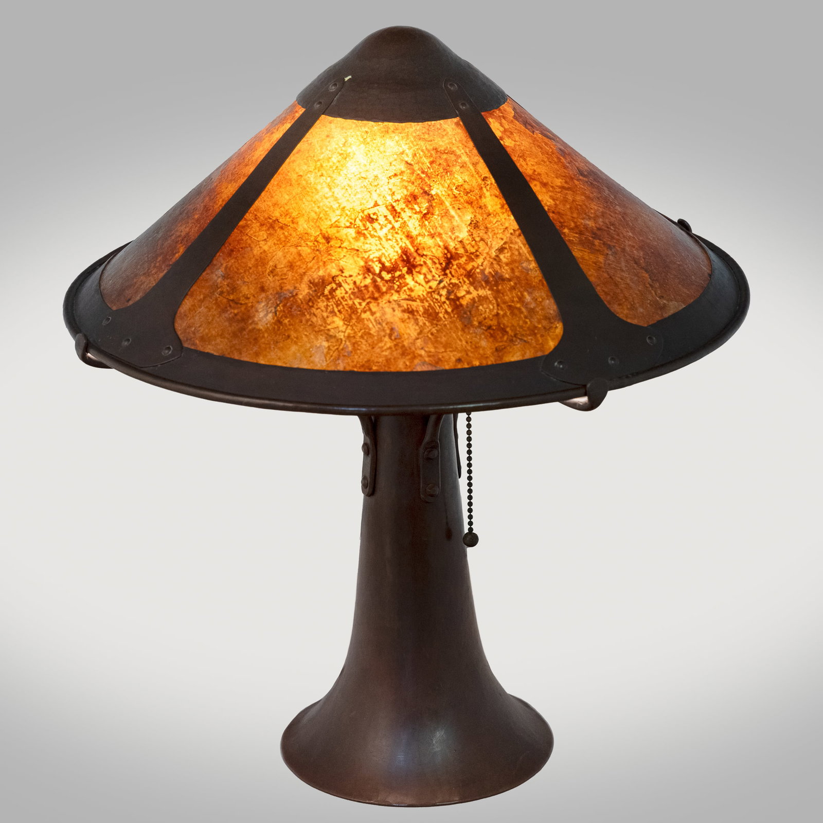 Dirk Van Erp Arts & Crafts Hammered Copper Table Lamp: Dirk Van Erp Arts & Crafts Hammered Copper Table Lamp Dirk Van Erp (1860 - 1933), early hammered copper single socket trumpet form table lamp with mica shade. Impressed closed-box windmill mark to und