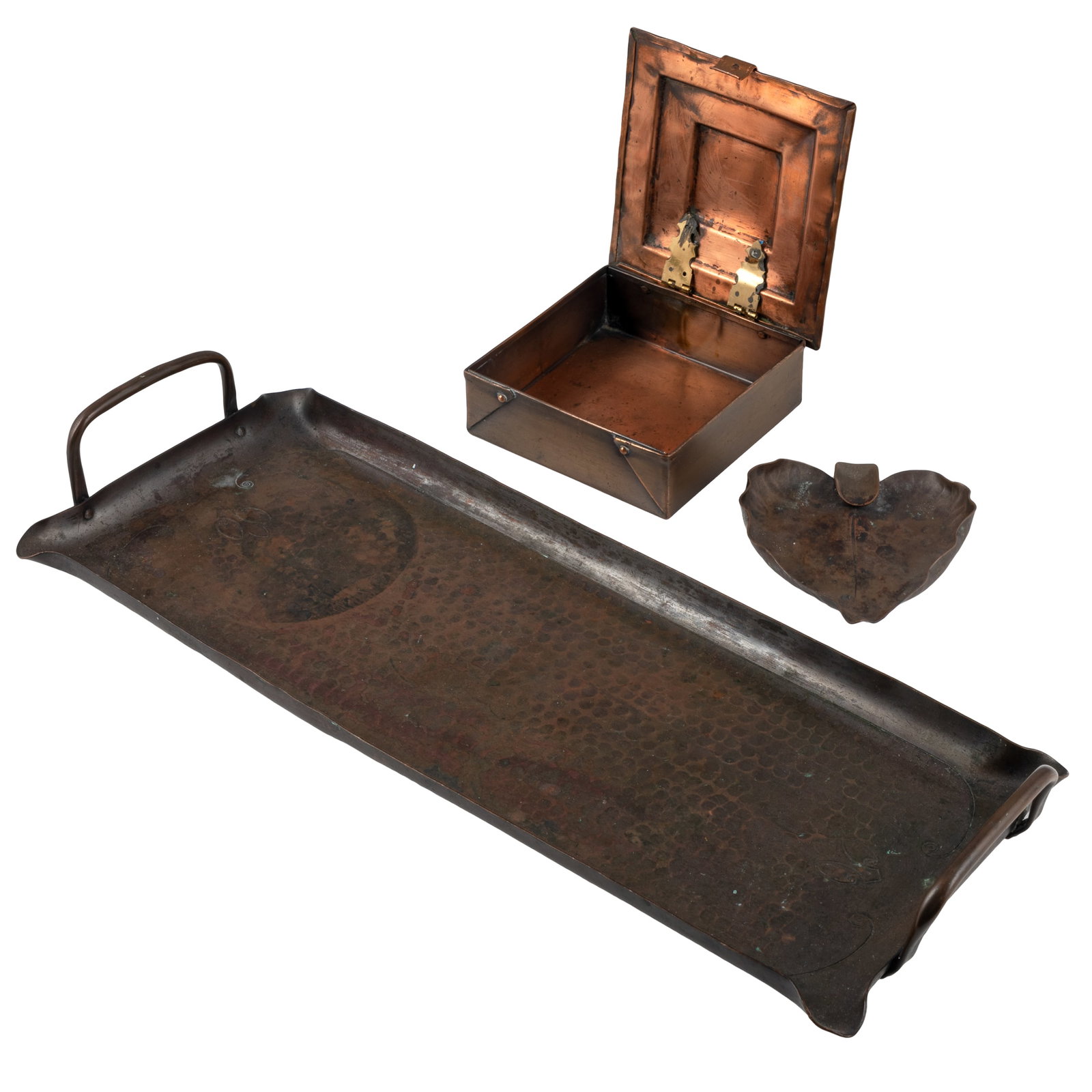Craftsman Studio & Craftsmen Inc. Copperware: Craftsman Studio & Craftsmen Inc. Copperware Two Craftsman Studio hammered copper items including a two handled tray no. 900, and a small leaf-form ashtray no. 437, each impressed with hammer and