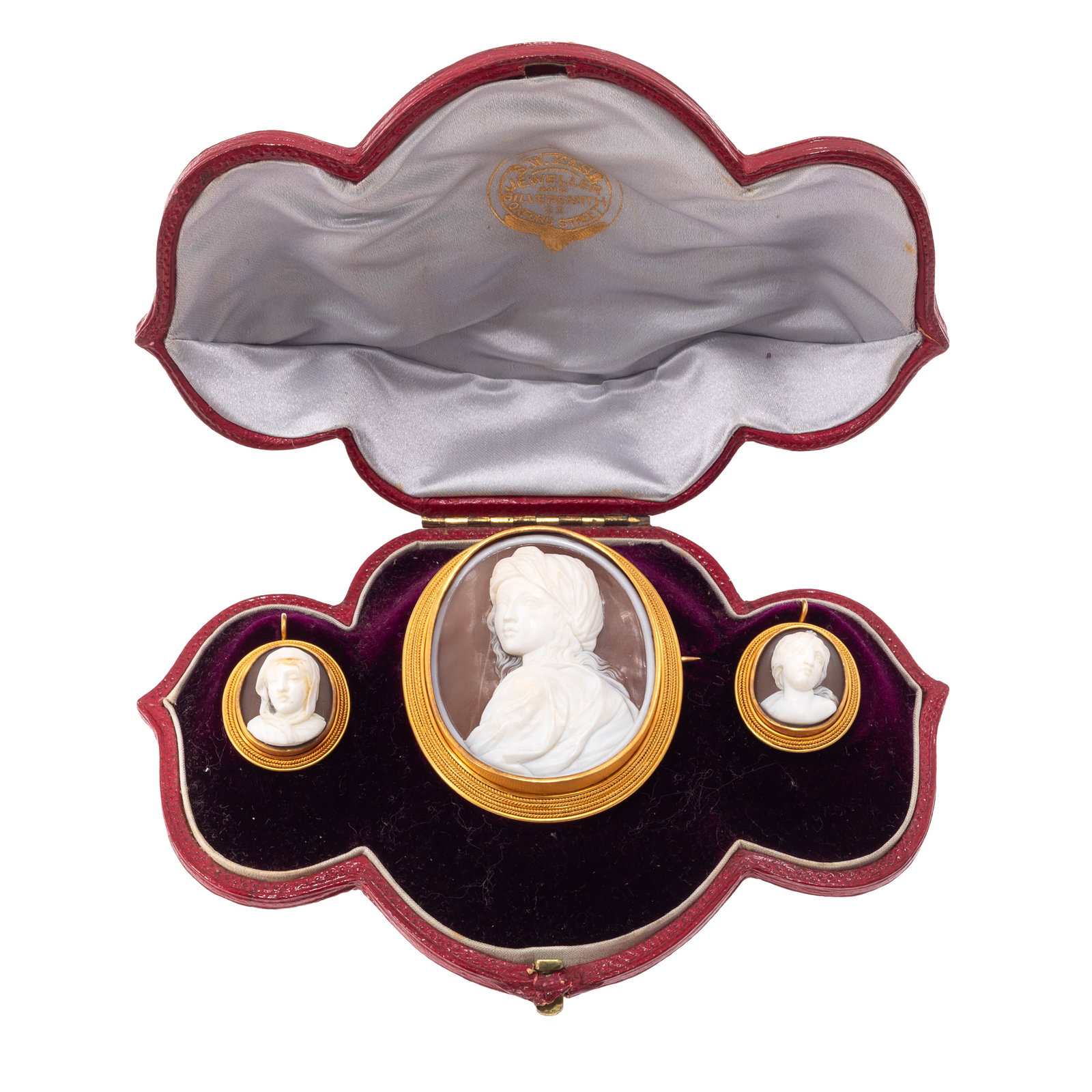 Victorian Shell Cameo, 18k Yellow Gold Jewelry Suite (1 of 8)