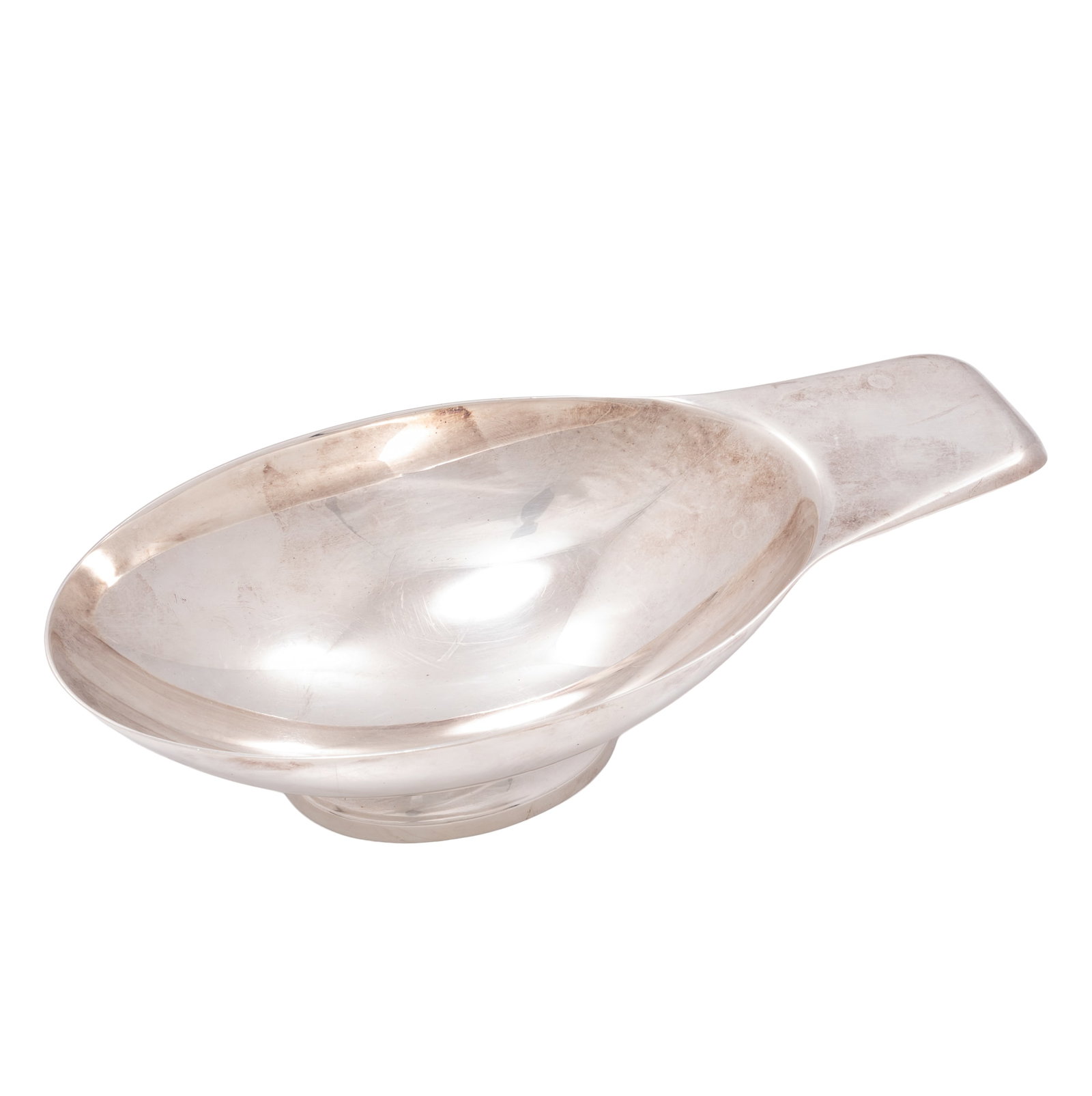 Christofle Gallia Serving Bowl: Christofle Gallia Serving Bowl A Contemporary design oval bowl with flat spur handle. 2in (5cm) h. 8 1/2 in (22cm) l 4in (10cm) w.